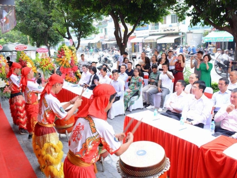 NGÀY KHAI TRƯƠNG