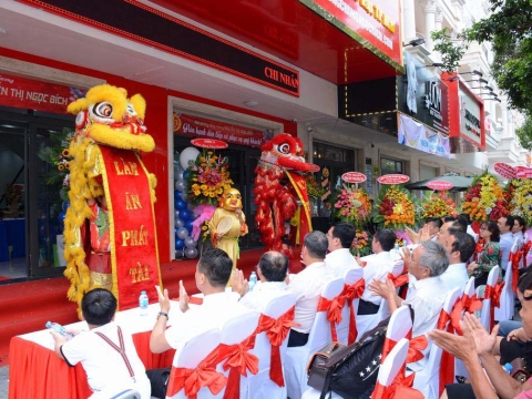 NGÀY KHAI TRƯƠNG